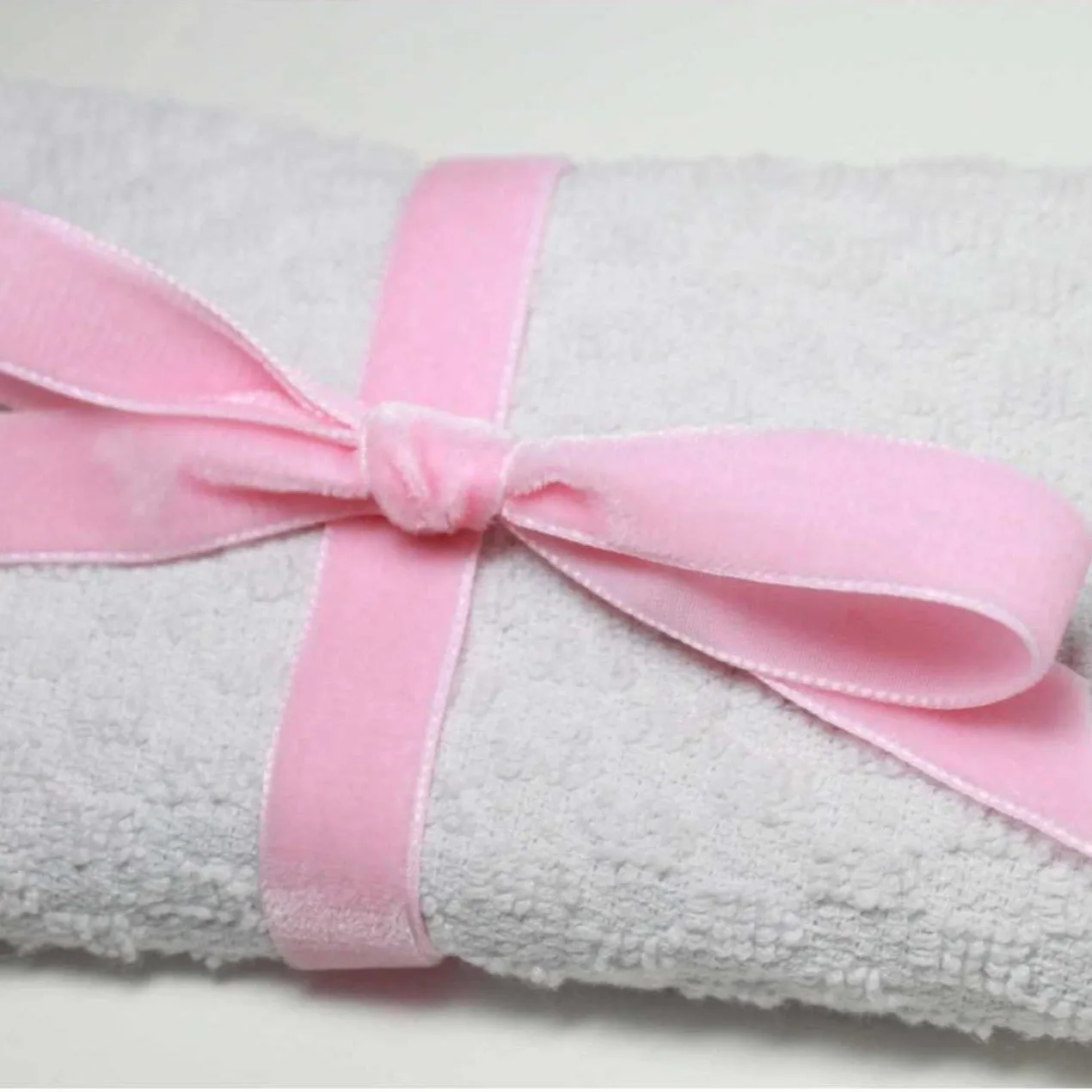 Berisfords Velvet Ribbon, Blush Pink