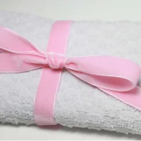 Berisfords Velvet Ribbon, Blush Pink