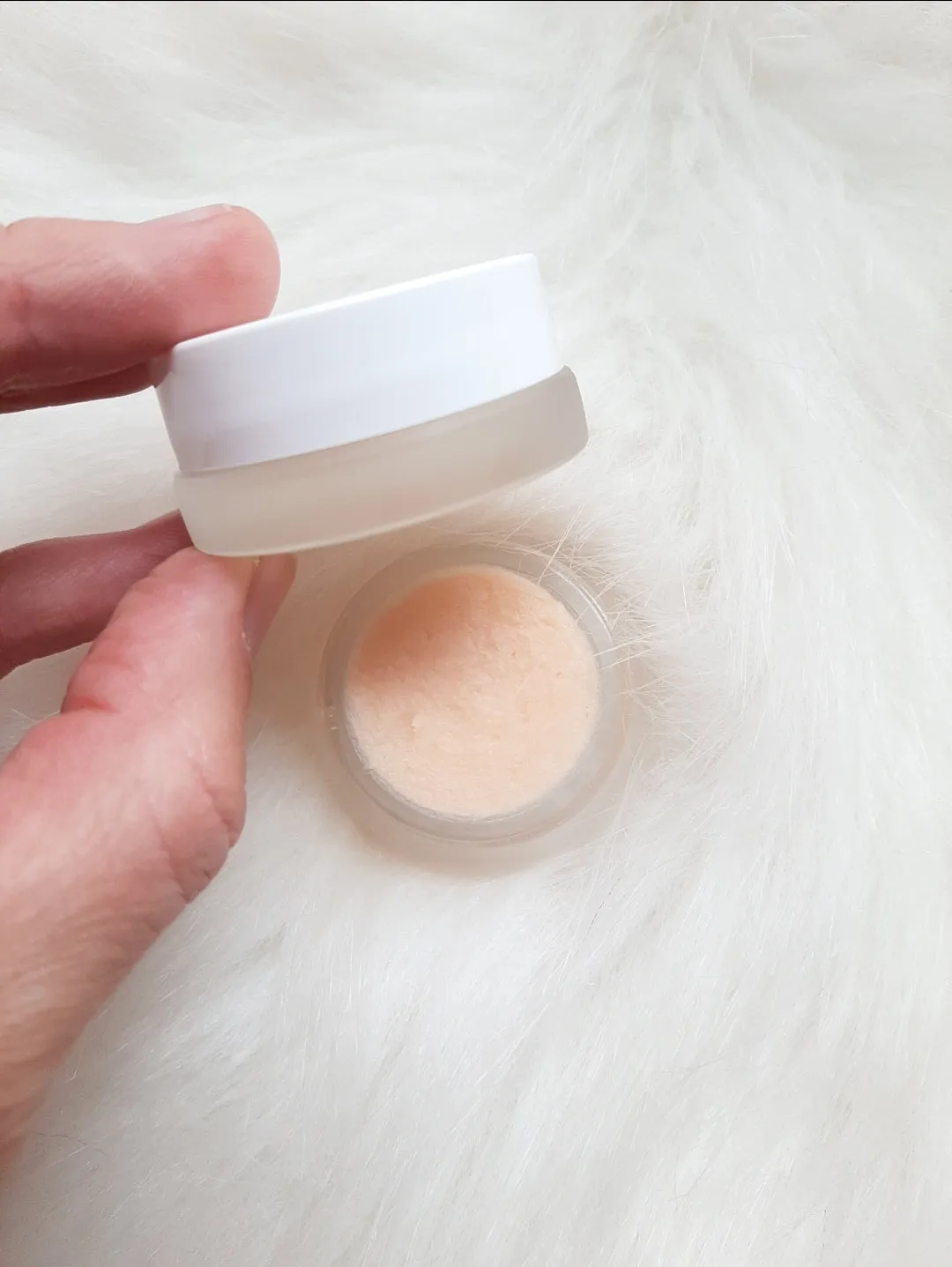 WS Smooth Lips Lip Scrub